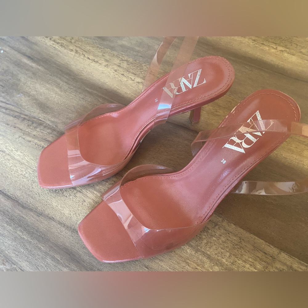 ZARA plain strap heel
